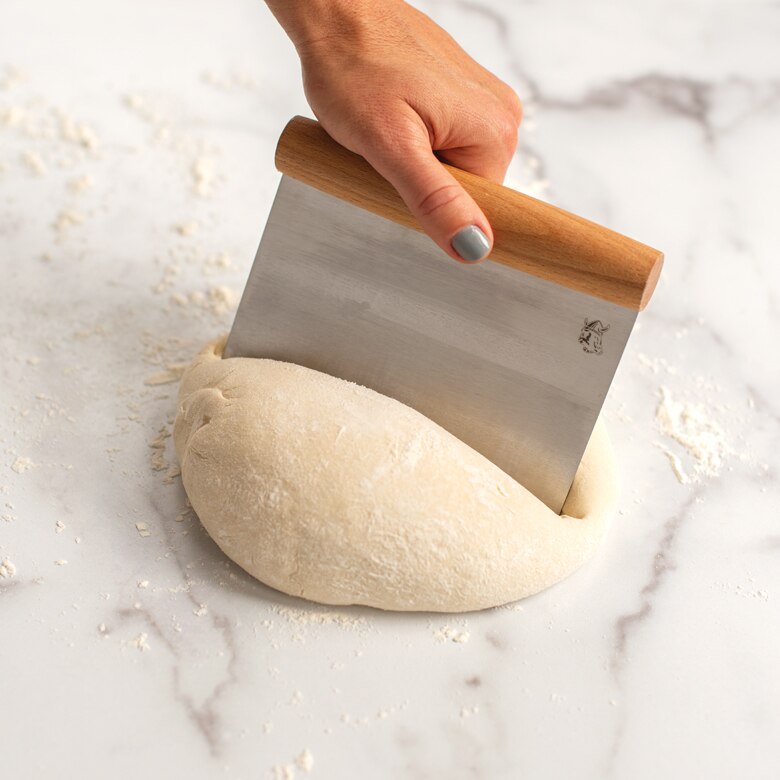 02105_dough_cutter_03_780x780__56536.1617722794.1280.1280.jpg