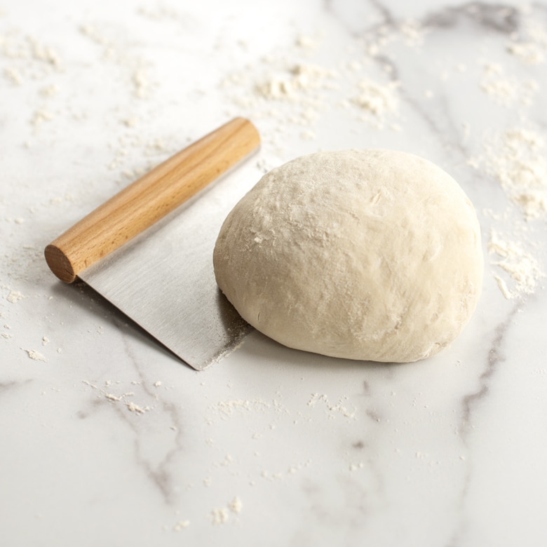 02105_dough_cutter_11_780x780__65677.1617722793.1280.1280.jpg