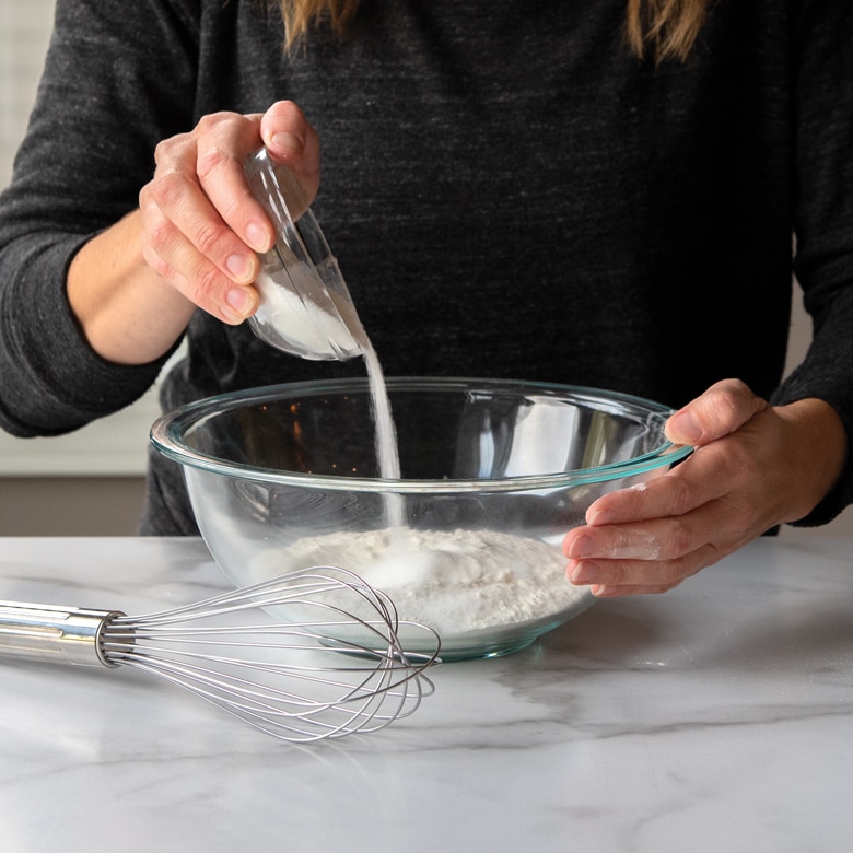 02124_lg_whisk_08_780x780__44508.1617722794.1280.1280.jpg