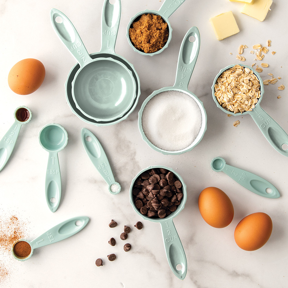 Measuring_Cups_Spoons_03_E_Sea_Glass__32127.1670188222.1280.1280.jpg