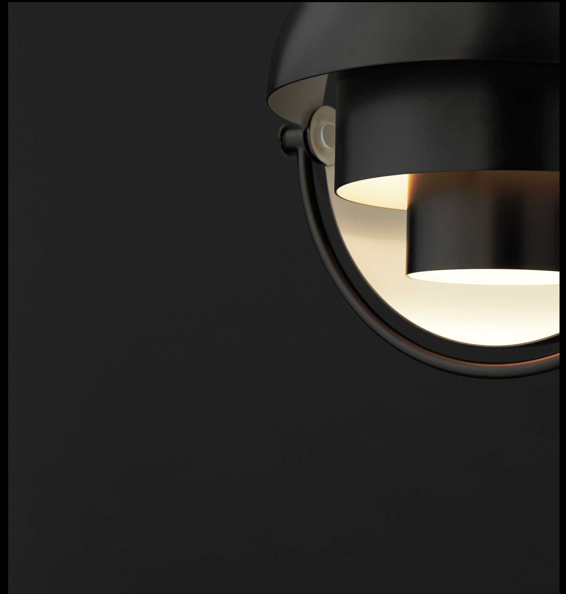 W-DWR_2197921_100214746_black_brass_v1_001.jpg
